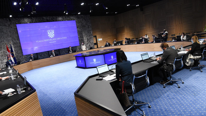 Beroš: Hrvatska može i zna bolje, pozivam građane da se cijepe i nastave s pridržavanjem epidemioloških mjera